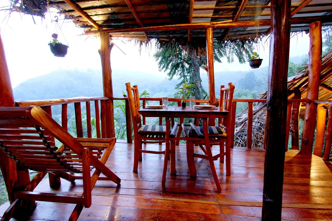 เอลลา แบมบู คาบานา Bed & Breakfast ภายนอก รูปภาพ
