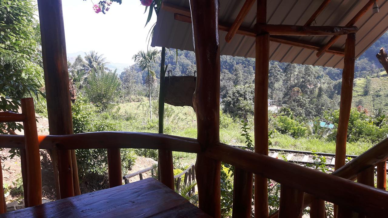 เอลลา แบมบู คาบานา Bed & Breakfast ภายนอก รูปภาพ